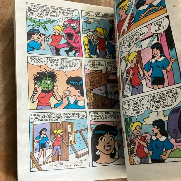 Betty and Veronica Double Digest Magazine #143 - Picture 11 of 16